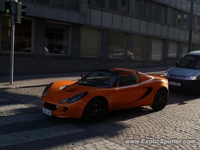 Lotus Elise spotted in Helsinki, Finland