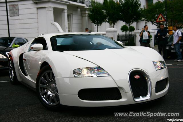 Bugatti Veyron spotted in London, United Kingdom