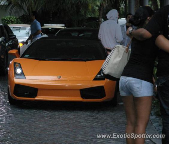 Lamborghini Gallardo spotted in Istanbul, Turkey