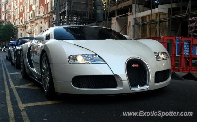 Bugatti Veyron spotted in London, United Kingdom