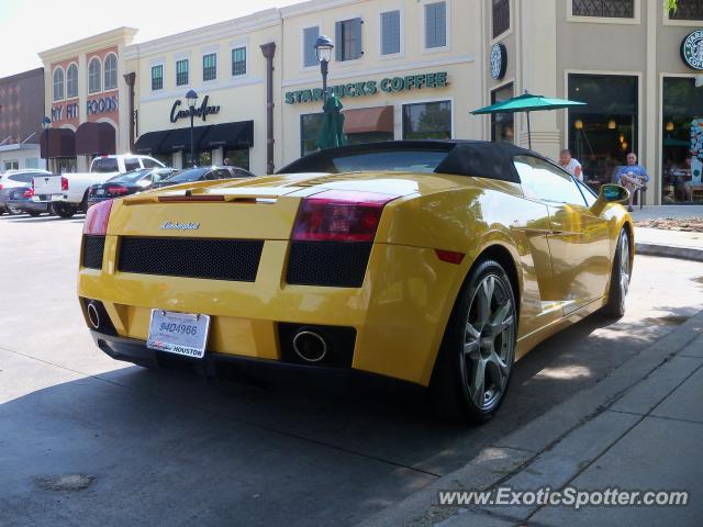 Lamborghini Gallardo spotted in Houston, Texas