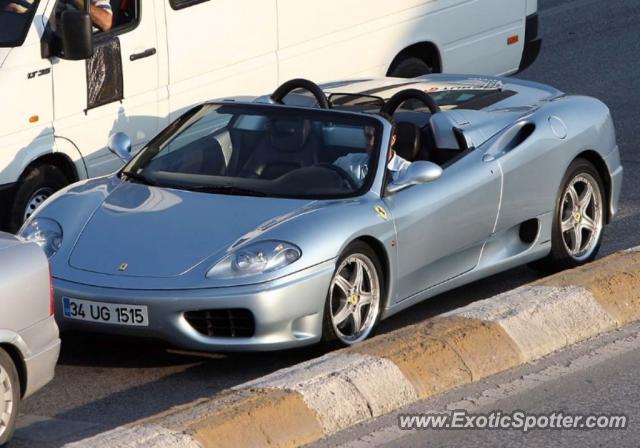 Ferrari 360 Modena spotted in Istanbul, Turkey