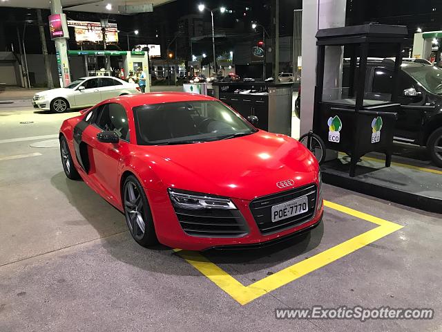 Audi R8 spotted in Fortaleza, Brazil