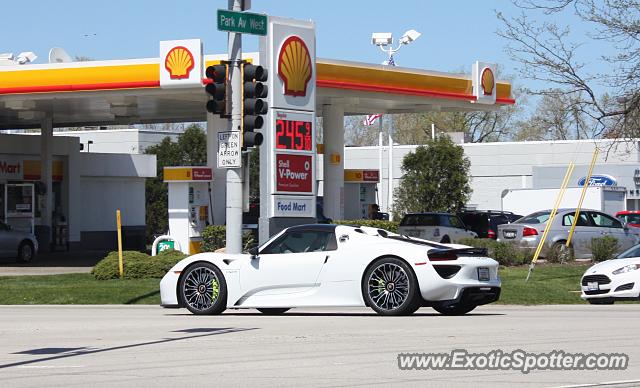 Porsche 918 Spyder spotted in Highland Park, Illinois