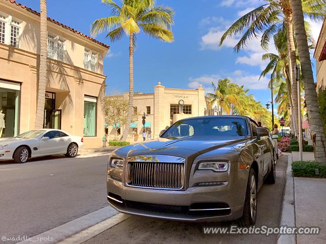 Rolls-Royce Dawn spotted in Palm Beach, Florida