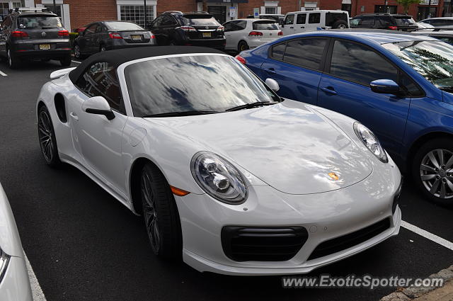 Porsche 911 Turbo spotted in Summit, New Jersey