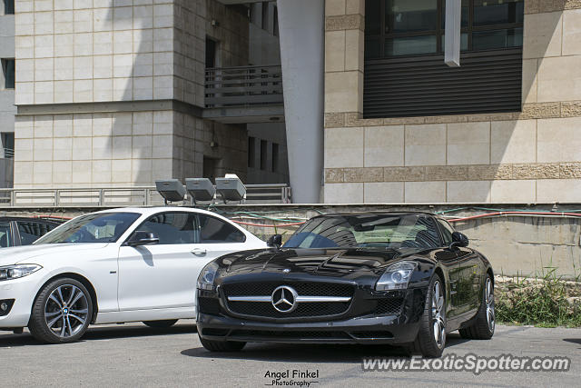 Mercedes SLS AMG spotted in Tel Aviv, Israel