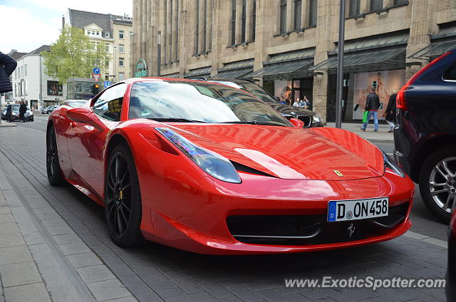 Ferrari 458 Italia spotted in Düsseldorf, Germany