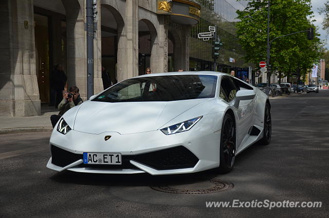 Lamborghini Huracan spotted in Düsseldorf, Germany