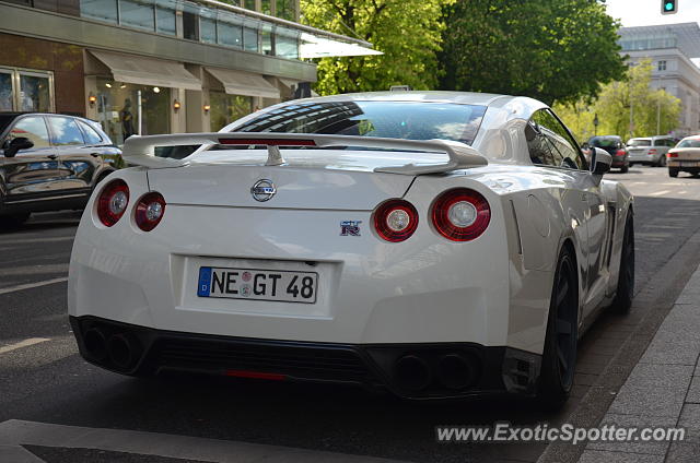 Nissan GT-R spotted in Düsseldorf, Germany