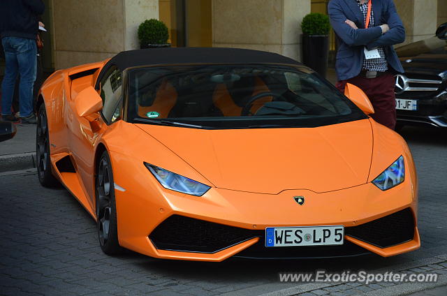 Lamborghini Huracan spotted in Düsseldorf, Germany