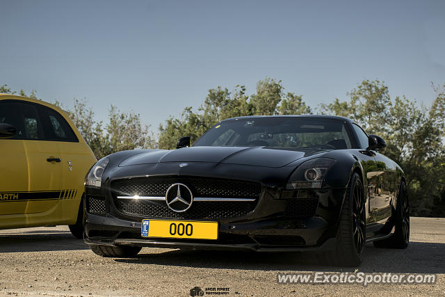 Mercedes SLS AMG spotted in Yakum, Israel