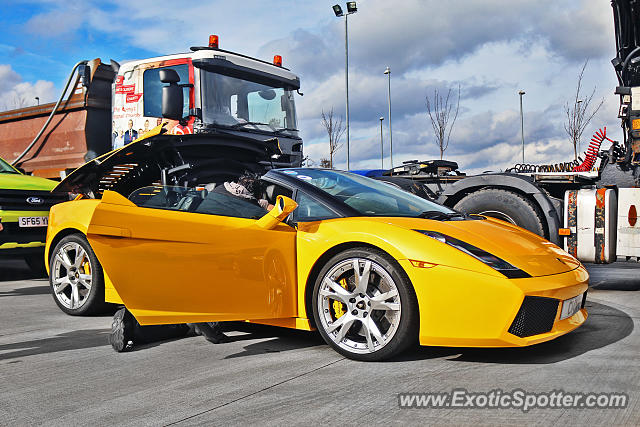 Lamborghini Gallardo spotted in Leeds, United Kingdom