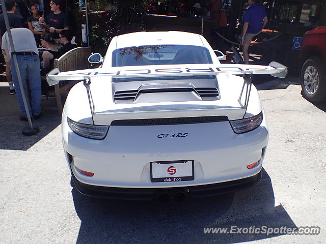 Porsche 911 GT3 spotted in Woodside, United States