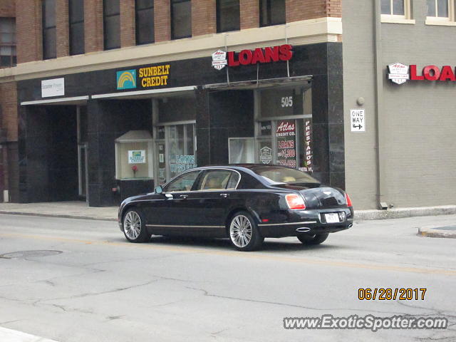 Bentley Flying Spur spotted in San Antonio, Texas