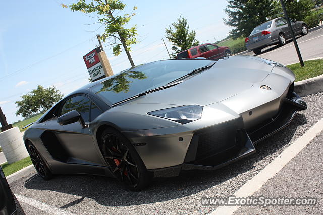 Lamborghini Aventador spotted in Hoffman Estates, Illinois