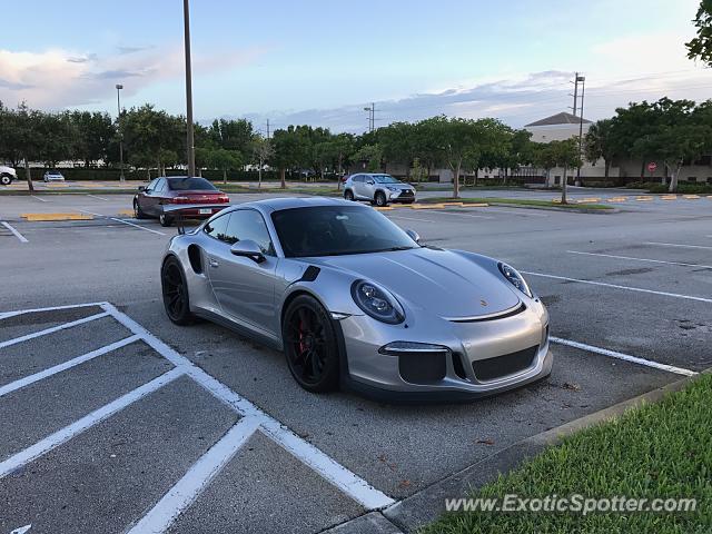 Porsche 911 GT3 spotted in Coconut Creek, Florida