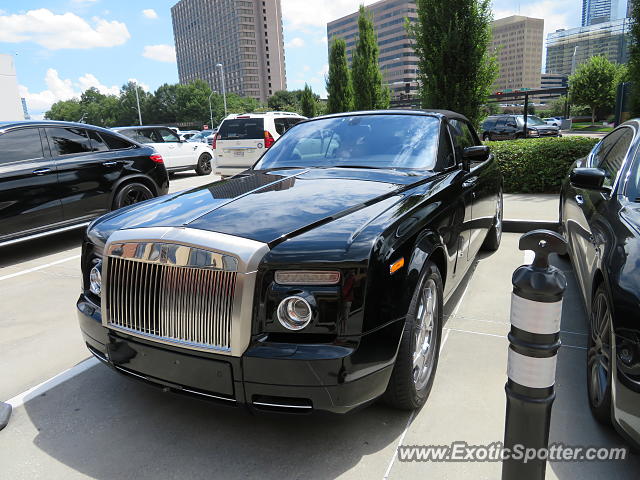 Rolls-Royce Phantom spotted in Atlanta, Georgia