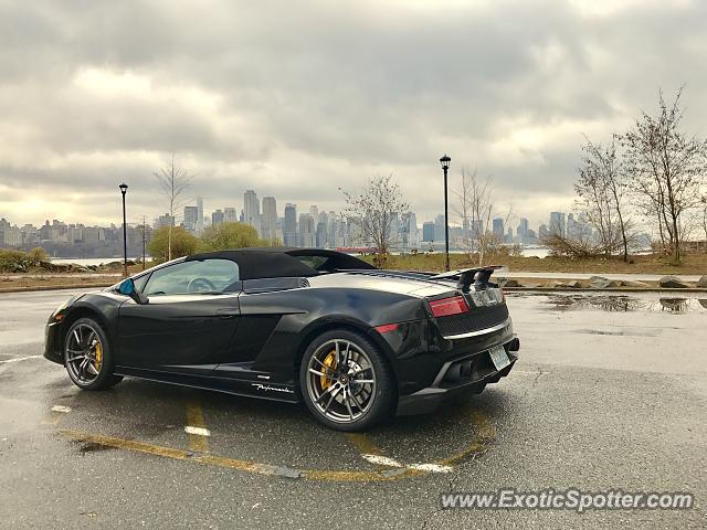 Lamborghini Gallardo spotted in North Bergen, New Jersey