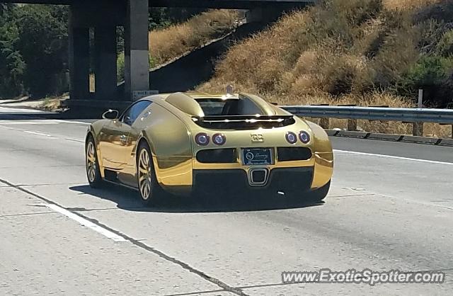 Bugatti Veyron spotted in Calabasas, California