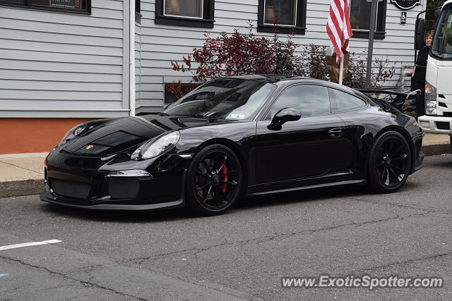 Porsche 911 GT3 spotted in Doylestown, Pennsylvania