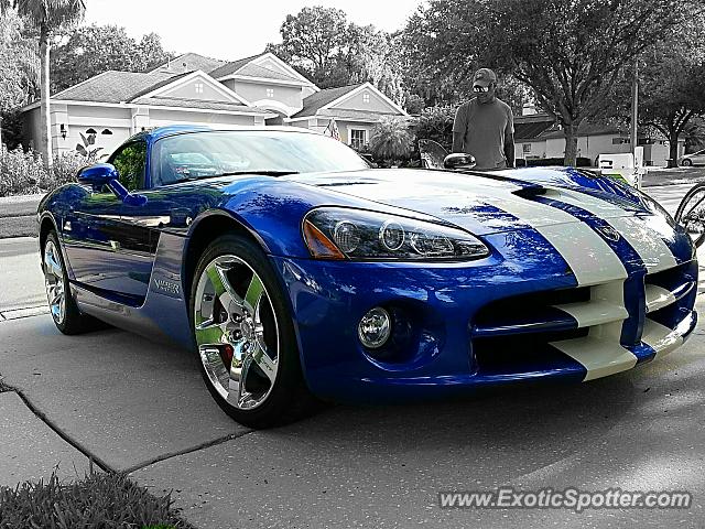 Dodge Viper spotted in Riverview, Florida