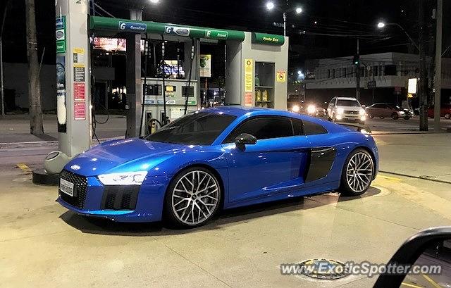 Audi R8 spotted in Fortaleza, Brazil