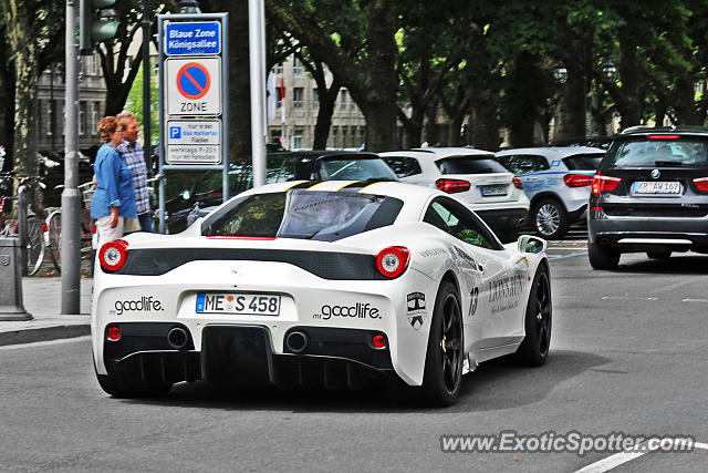 Ferrari 458 Italia spotted in Düsseldorf, Germany