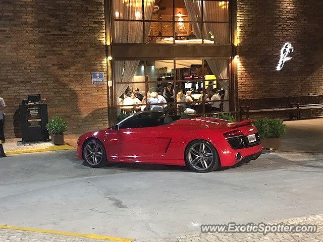 Audi R8 spotted in Fortaleza, Brazil