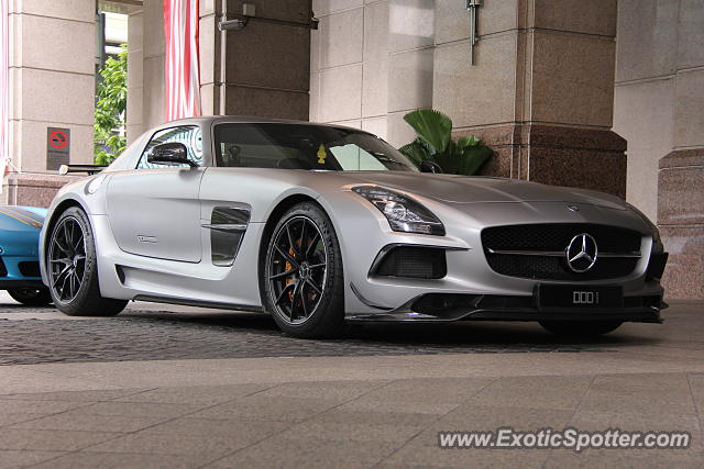 Mercedes SLS AMG spotted in Kuala Lumpur, Malaysia