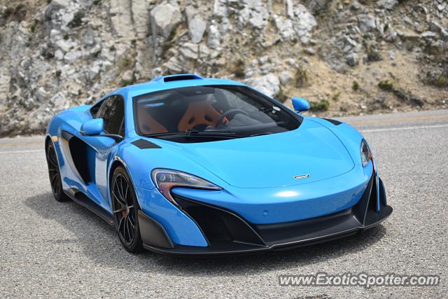 Mclaren 675LT spotted in Big Sur, California