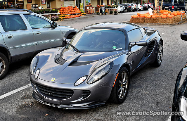 Lotus Elise spotted in Raleigh, North Carolina