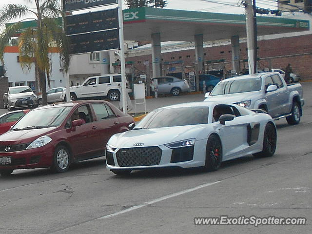 Audi R8 spotted in Guadalajara, Mexico