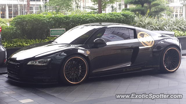 Audi R8 spotted in Jakarta, Indonesia