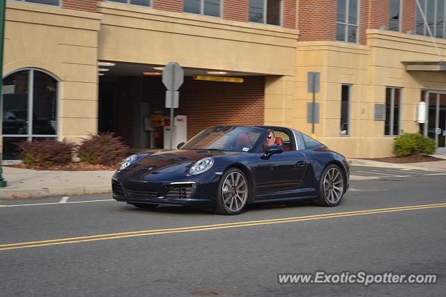 Porsche 911 spotted in Summit, New Jersey