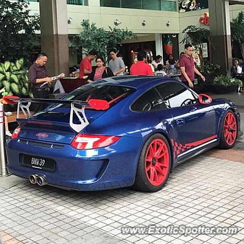 Porsche 911 GT3 spotted in Kuala Lumpur, Malaysia