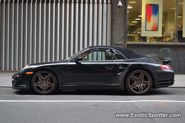 Porsche 911 Turbo spotted in Manhataan, New York
