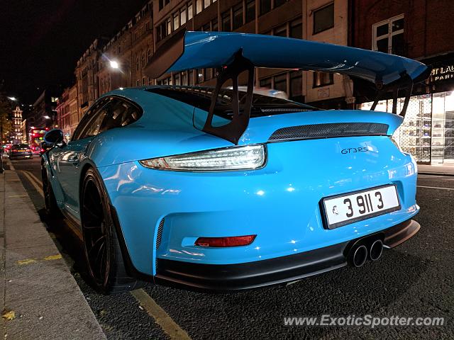 Porsche 911 GT3 spotted in London, United Kingdom