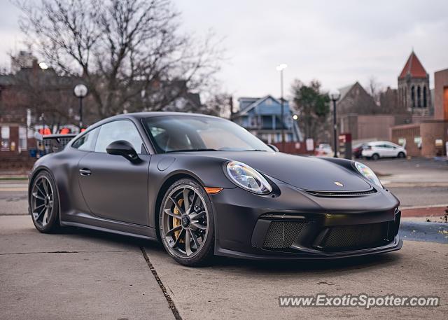 Porsche 911 GT3 spotted in Ann Arbor, Michigan