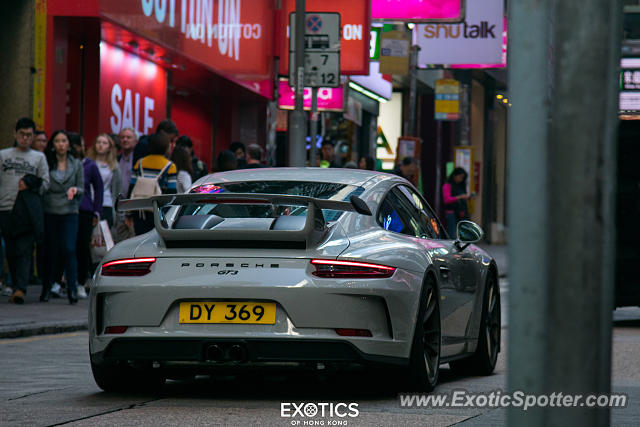 Porsche 911 GT3 spotted in Hong Kong, China