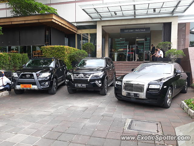 Rolls-Royce Ghost spotted in Jakarta, Indonesia