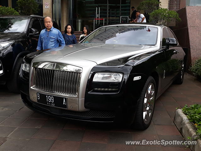 Rolls-Royce Ghost spotted in Jakarta, Indonesia