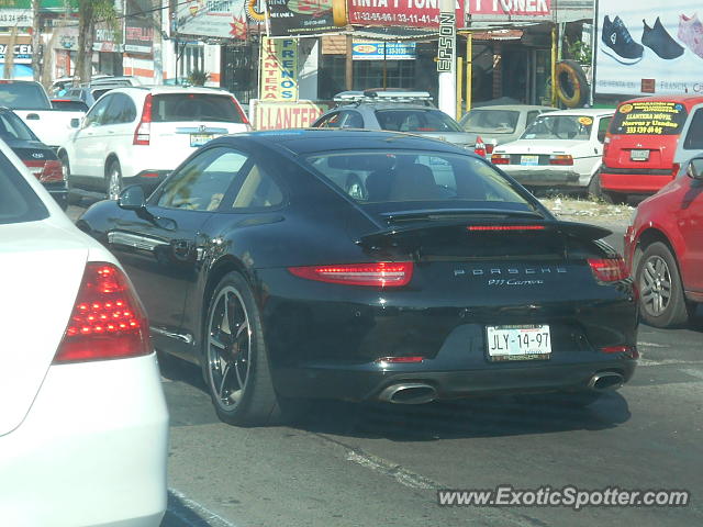 Porsche 911 spotted in Guadalajara, Mexico