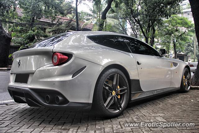 Ferrari FF spotted in Jakarta, Indonesia