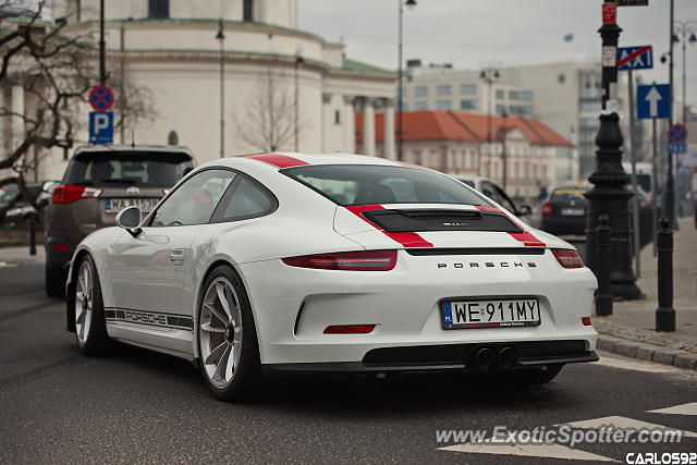 Porsche 911R spotted in Warsaw, Poland