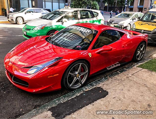 Ferrari 458 Italia spotted in San Diego, California