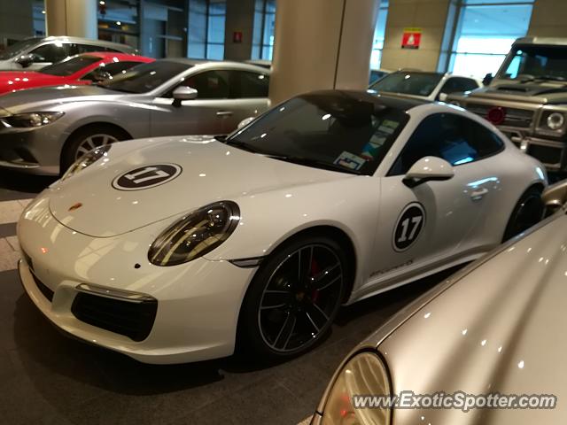 Porsche 911 spotted in Kuala Lumpur, Malaysia