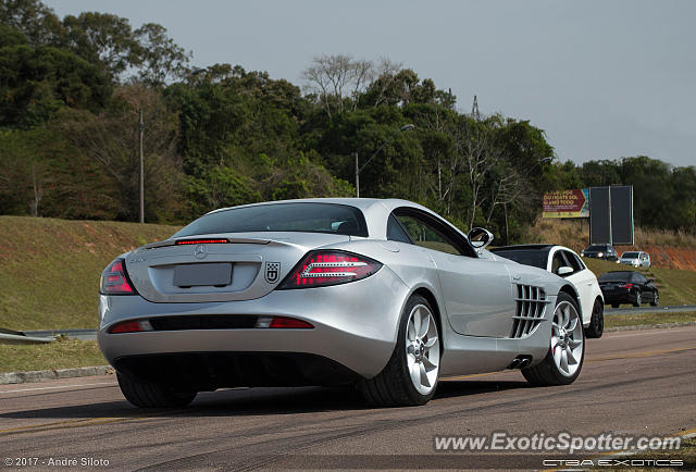 Mercedes SLR spotted in Curitiba, PR, Brazil