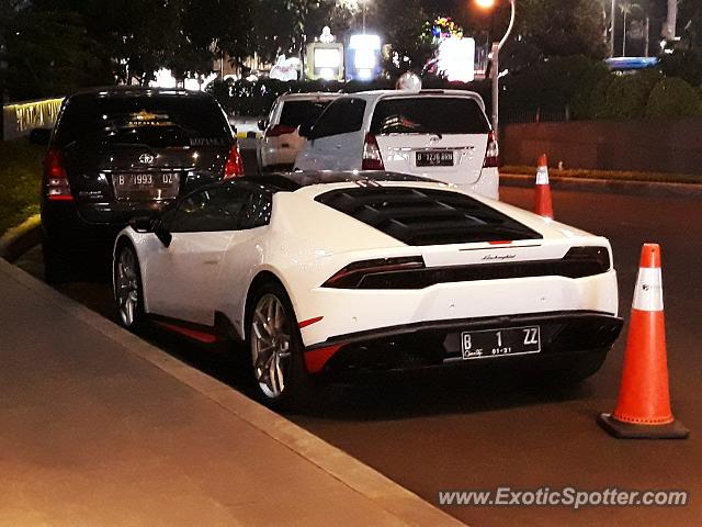 Lamborghini Huracan spotted in Jakarta, Indonesia