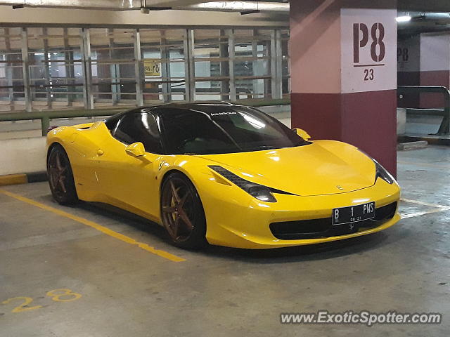 Ferrari 458 Italia spotted in Jakarta, Indonesia